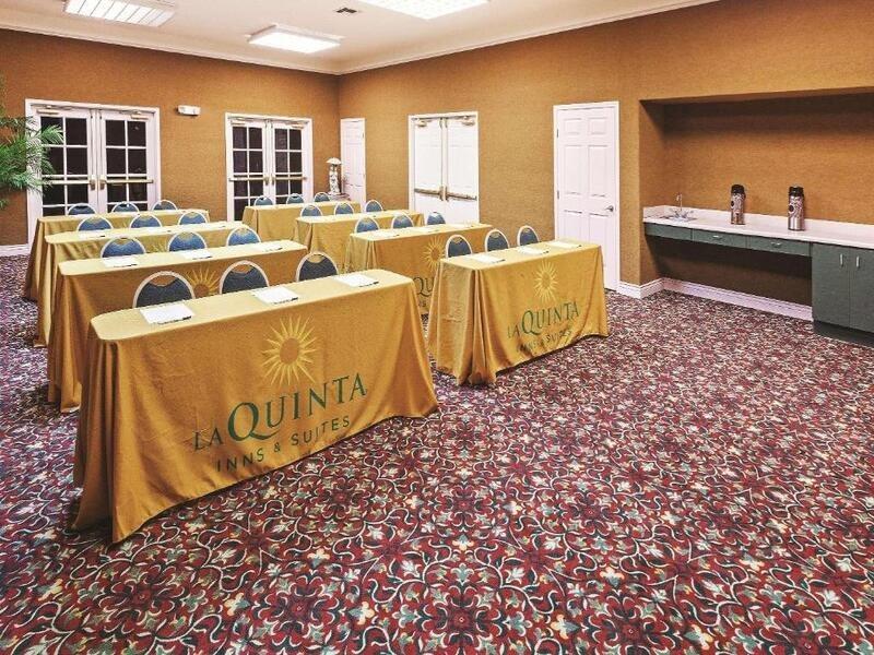 La Quinta By Wyndham Уедърфорд Екстериор снимка